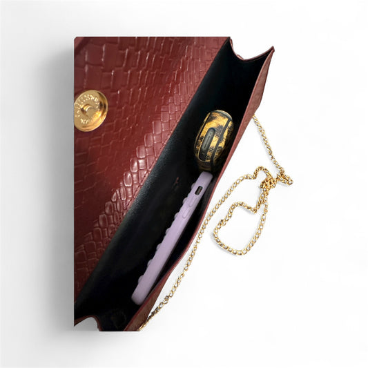 Pochette con tracolla sottile