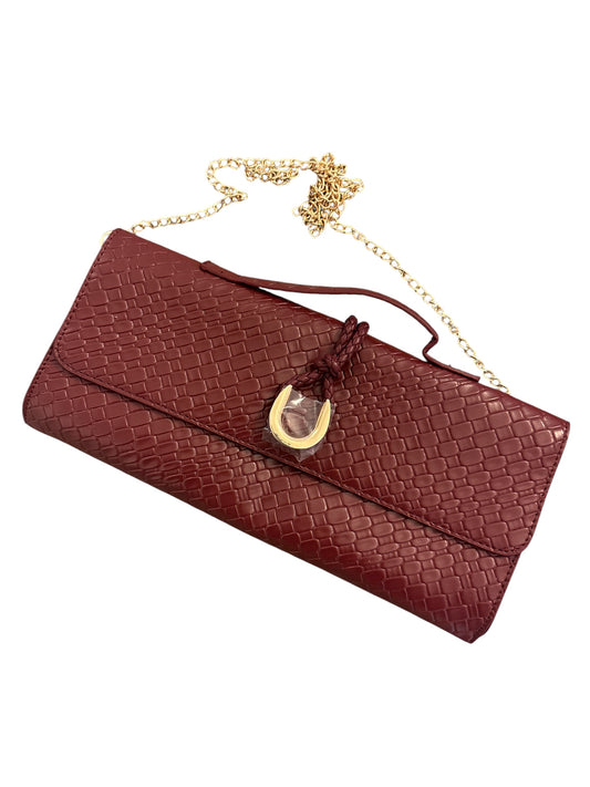 Pochette con tracolla sottile